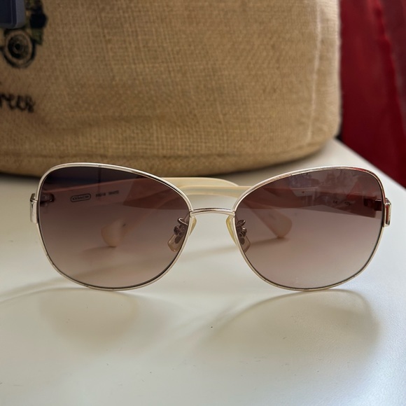 COACH Sunglasses - Picture 8 of 15